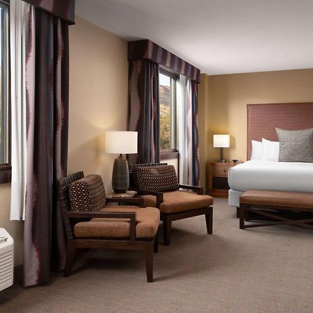 The Golden Hotel, Ascend Hotel Collection Екстер'єр фото