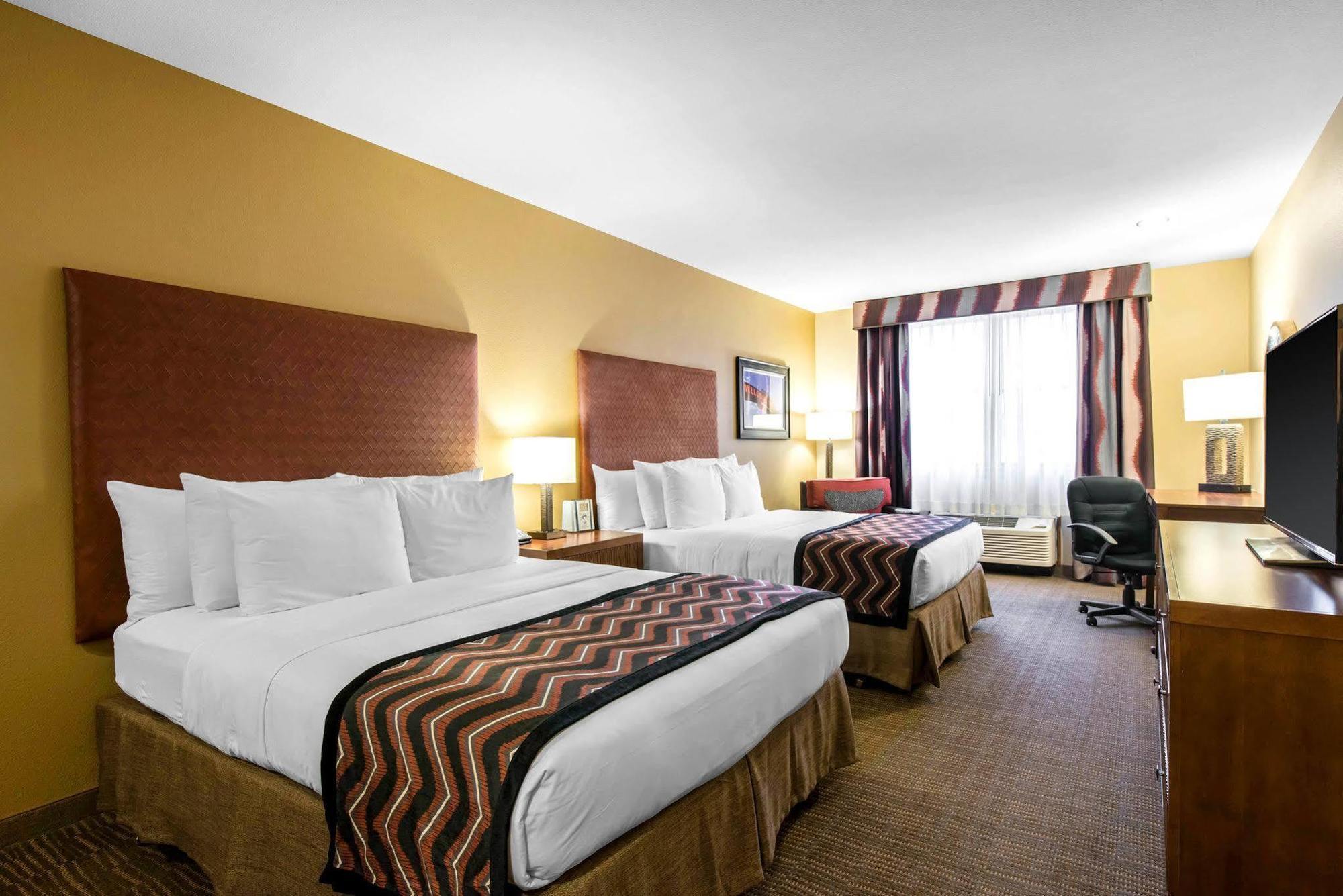 The Golden Hotel, Ascend Hotel Collection Екстер'єр фото