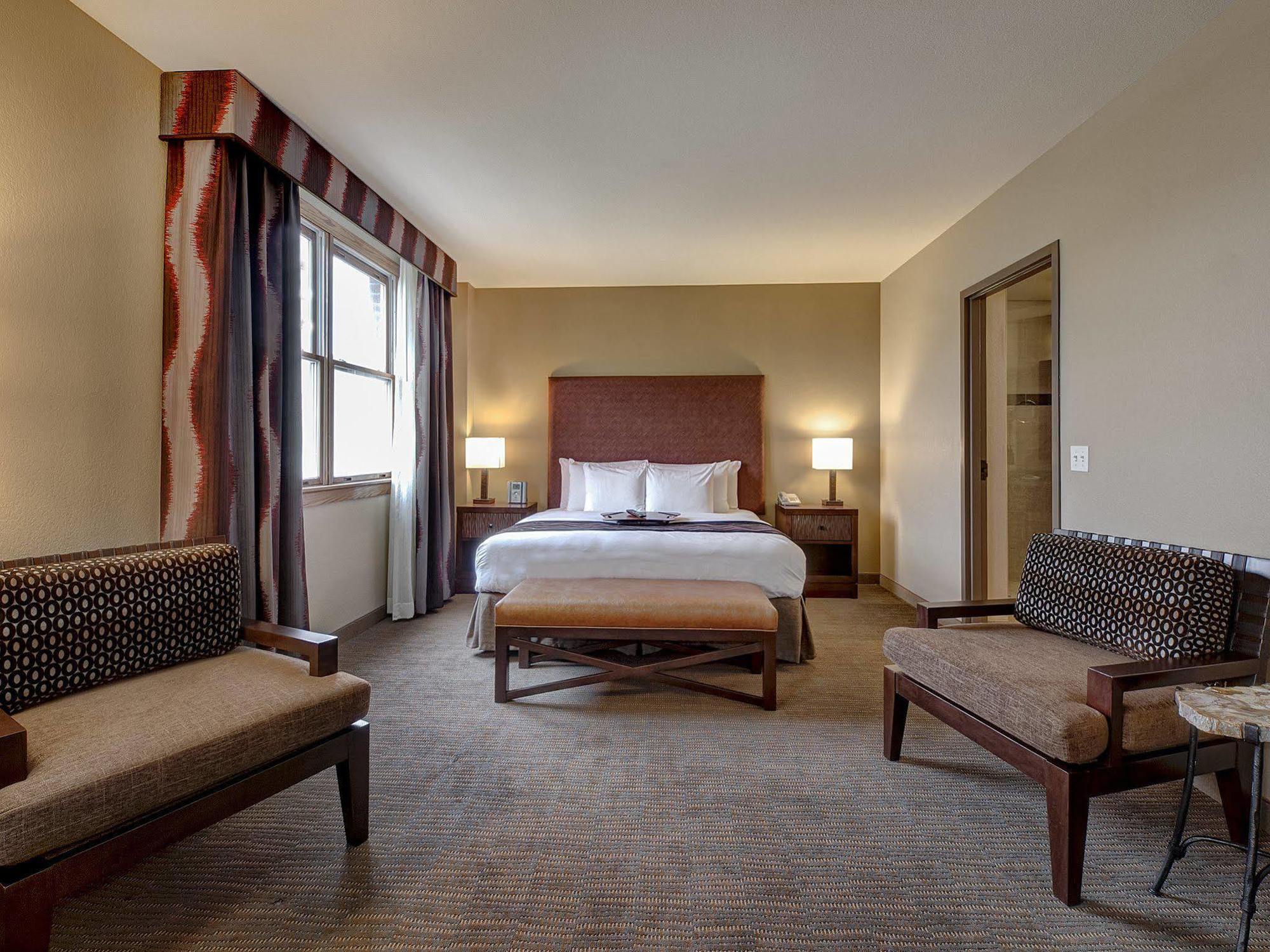 The Golden Hotel, Ascend Hotel Collection Екстер'єр фото